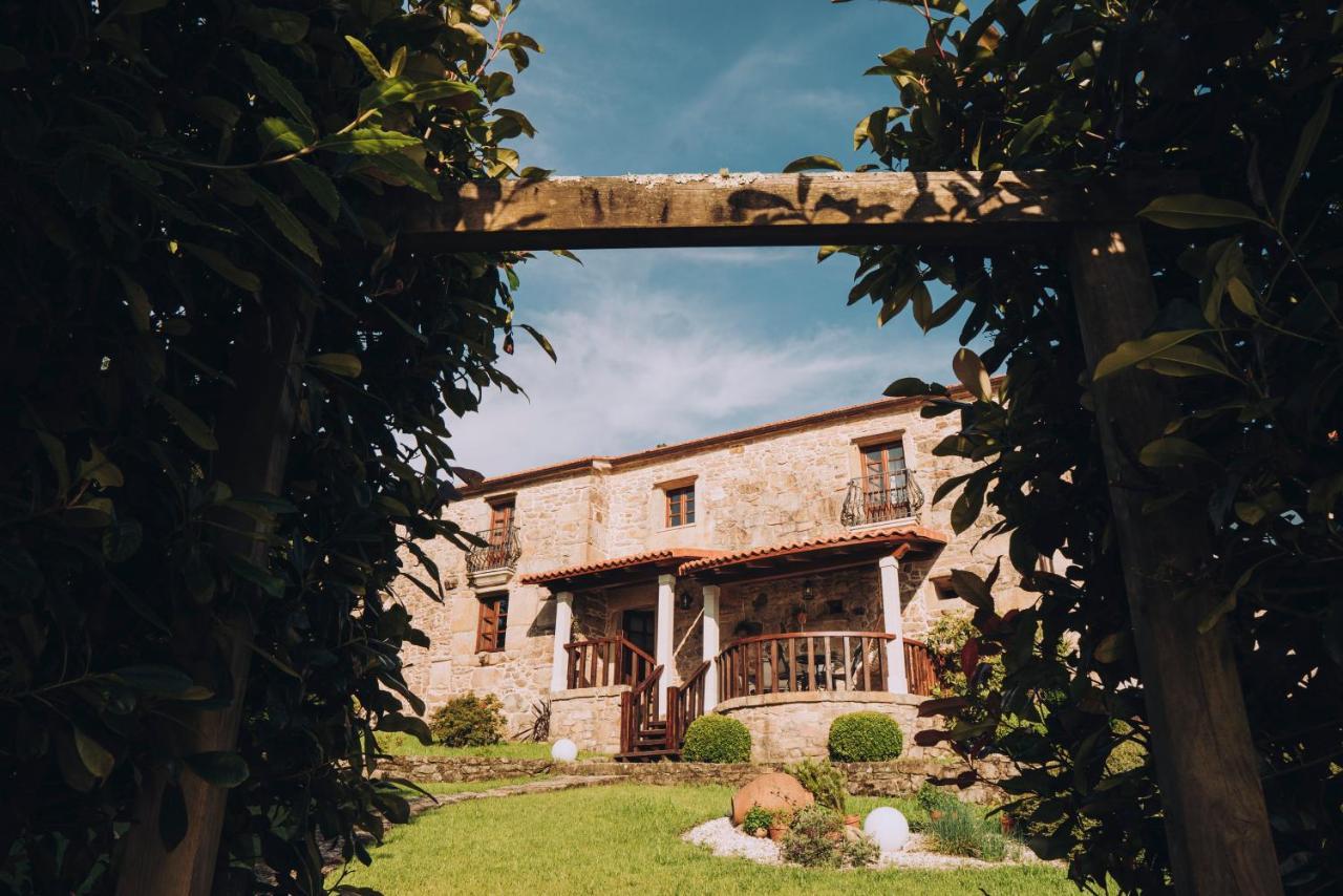 Gasthaus Casa De Santa Uxia Ézaro Exterior foto